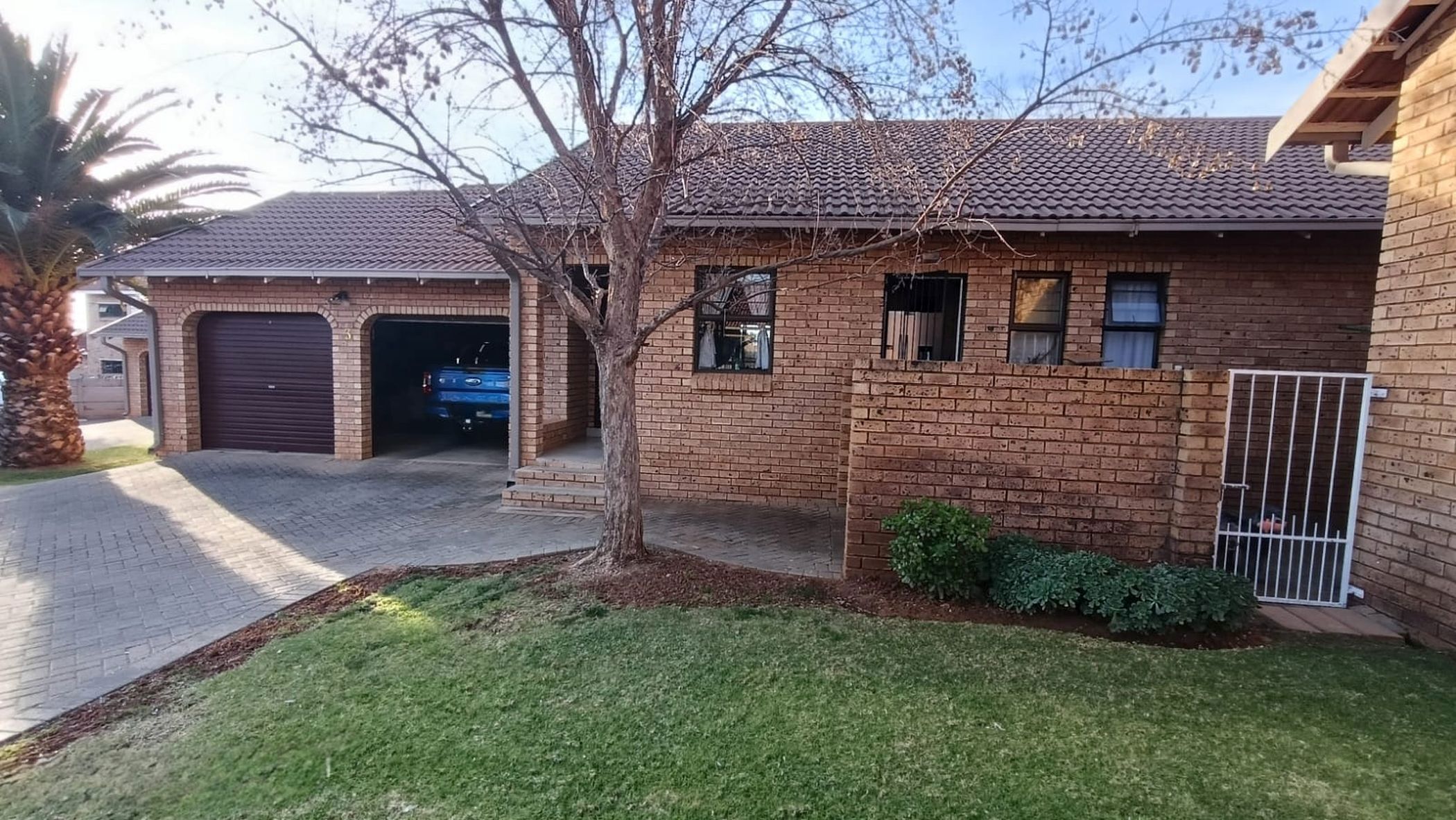 Townhouse to rent in Langenhovenpark - 1BX1746819