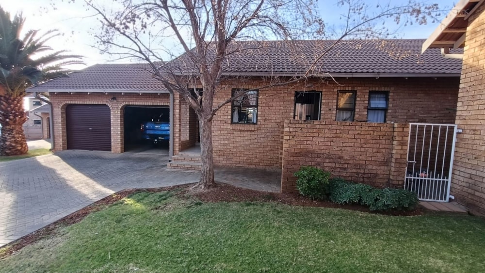Townhouse to rent in Langenhovenpark - 1BX1746819 Townhouse to rent in Langenhovenpark - 1BX1746819