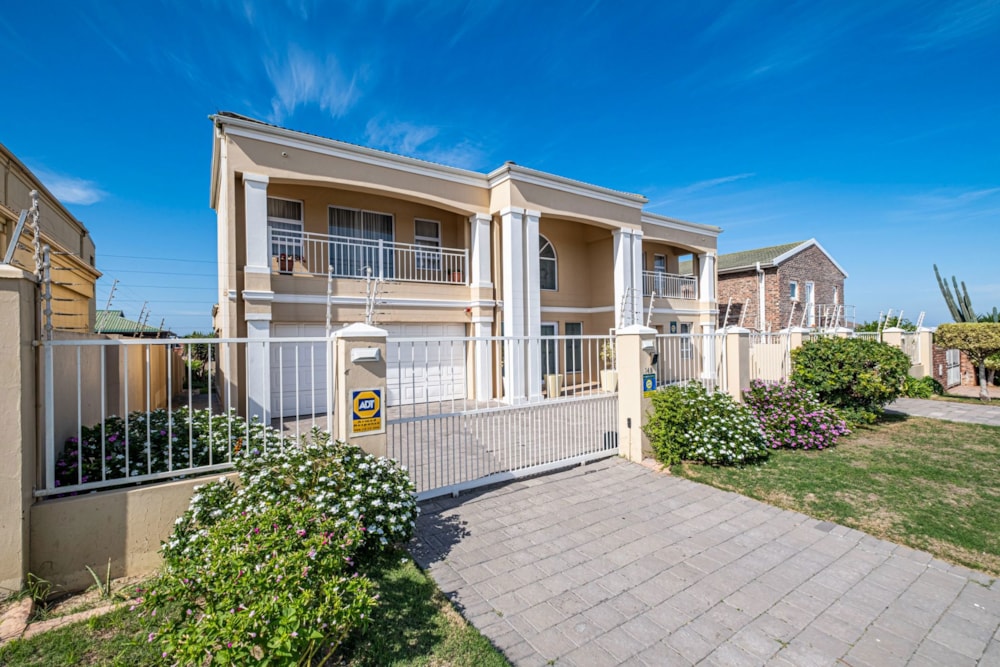 House for sale in Bluewater Bay, Port Elizabeth, Gqeberha - 1PLZ1680333