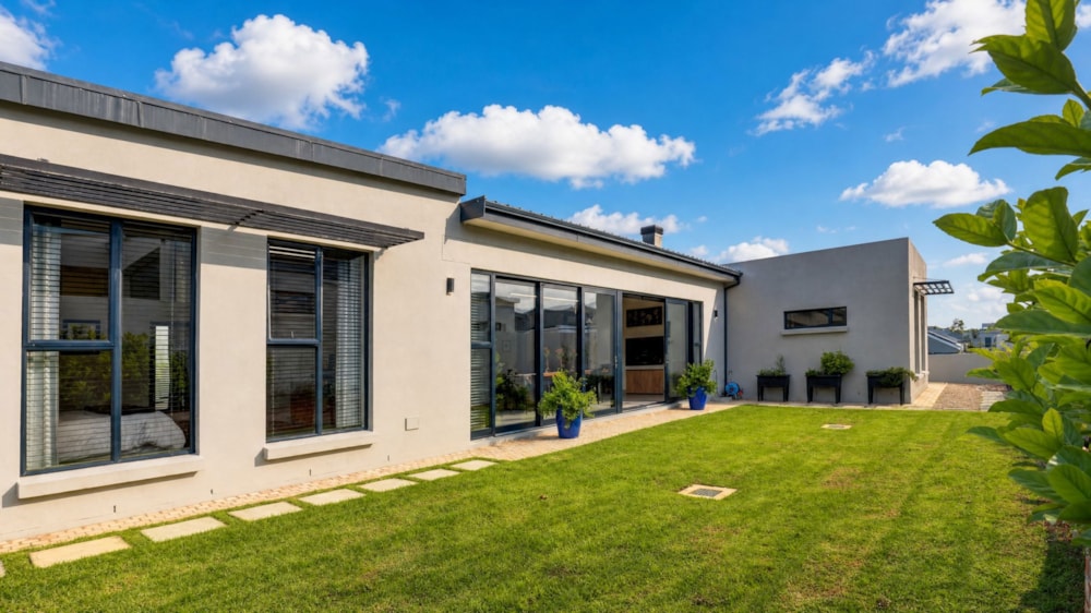Security estate home for sale in Kraaibosch Park - GEO1746104 Security estate home for sale in Kraaibosch Park - GEO1746104