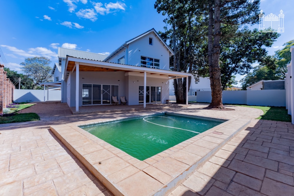 Double-storey cluster for sale in Vainona, Zimbabwe - 3ZB1746110 Double-storey cluster for sale in Vainona, Zimbabwe - 3ZB1746110