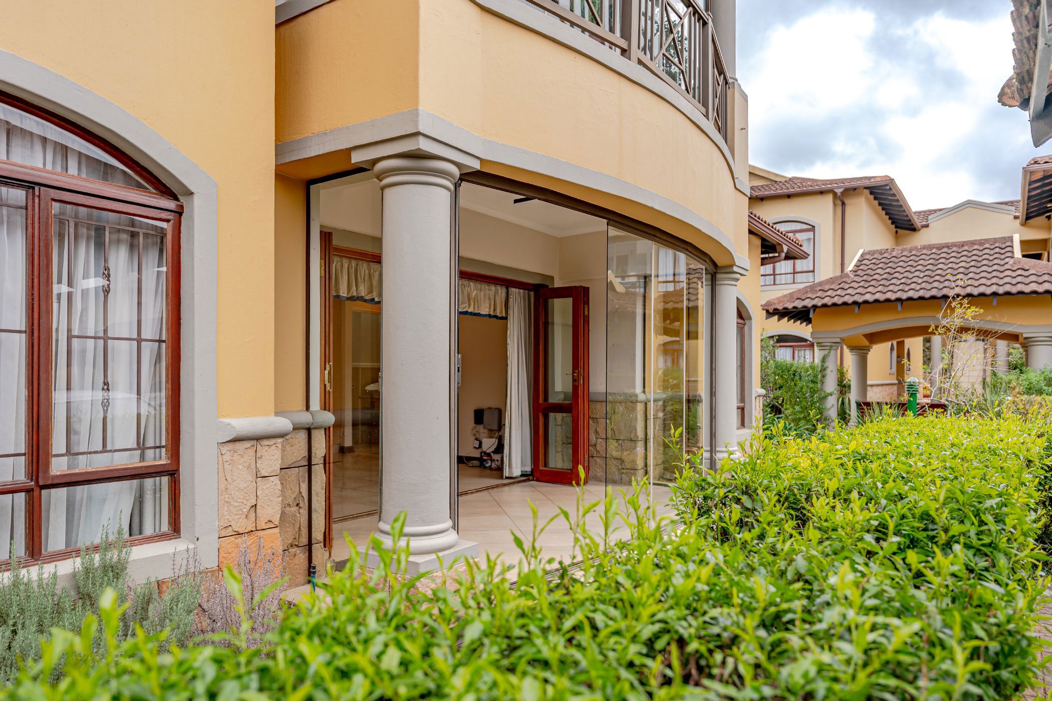 Apartment for sale in Le Domaine Estate - 1KF1745861