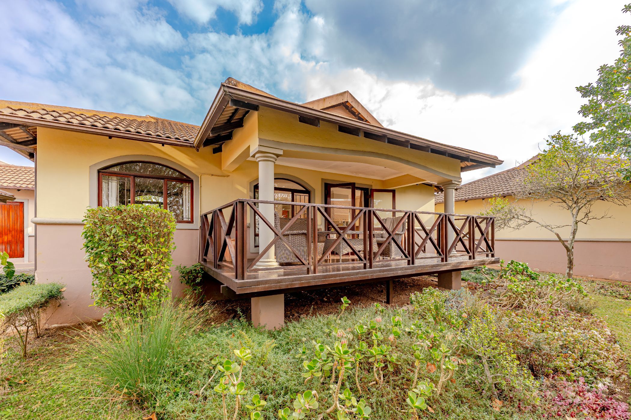Townhouse for sale in Le Domaine Estate - 1KF1745894