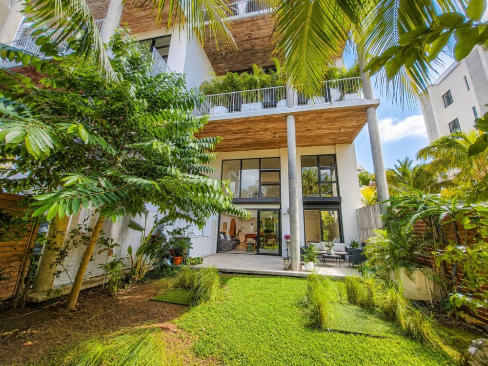 Apartment for sale in Pointe aux Canonniers, Mauritius - MPR1745470 Apartment for sale in Pointe aux Canonniers, Mauritius - MPR1745470