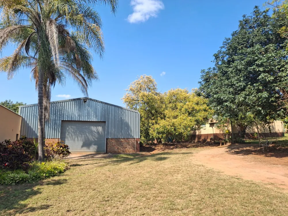 Fruit farm for sale in Lushof A H - 1TA1692353