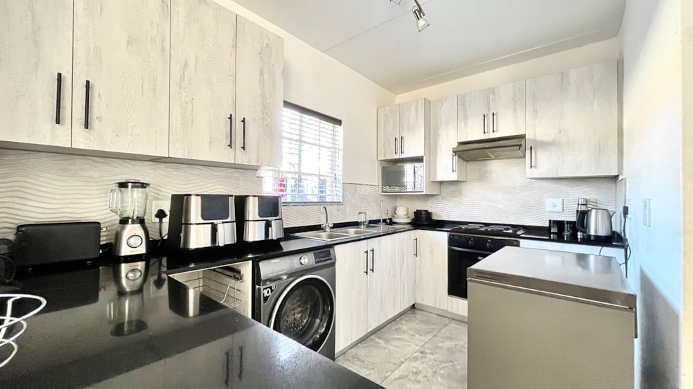 Townhouse for sale in Bendor - 1PS1747095 Townhouse for sale in Bendor - 1PS1747095
