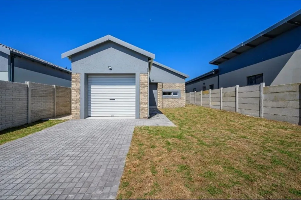House for sale in Fairview, Port Elizabeth, Gqeberha - 1PLZ1694831 House for sale in Fairview, Port Elizabeth, Gqeberha - 1PLZ1694831