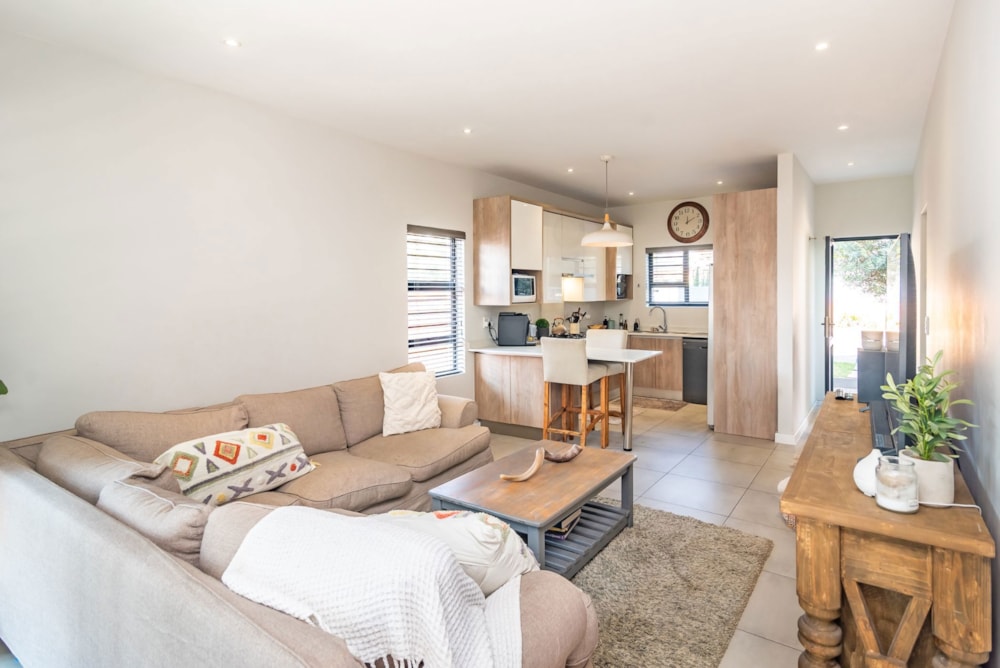 Townhouse for sale in Pinehaven - 1KR1746202
