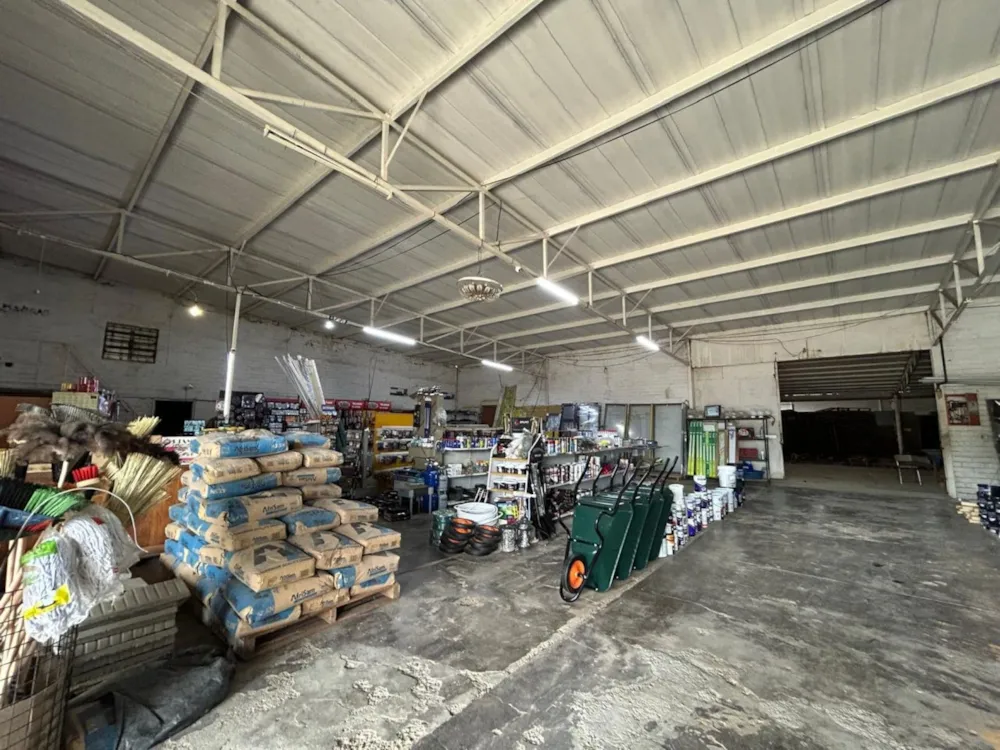 Commercial Building for sale in Barkly West - 1KJ1744693 Commercial Building for sale in Barkly West - 1KJ1744693