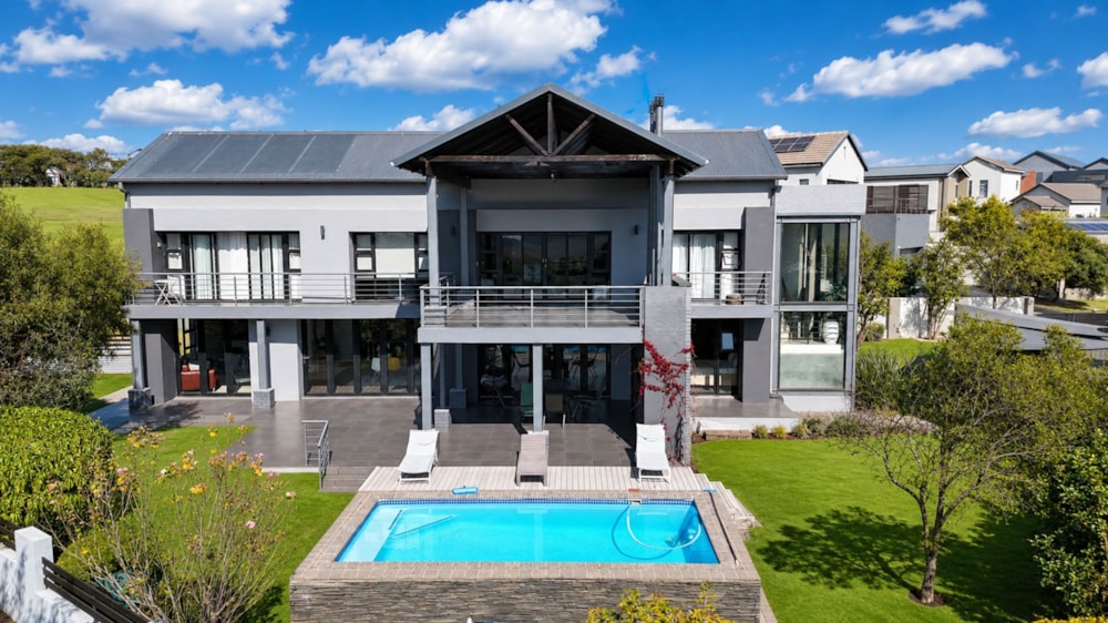 Double-storey house for sale in Copperleaf - 1CU1745076 Double-storey house for sale in Copperleaf - 1CU1745076
