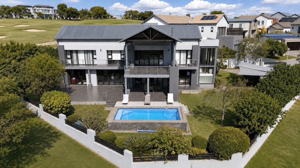 Double-storey house for sale in Copperleaf - 1CU1745076 Double-storey house for sale in Copperleaf - 1CU1745076