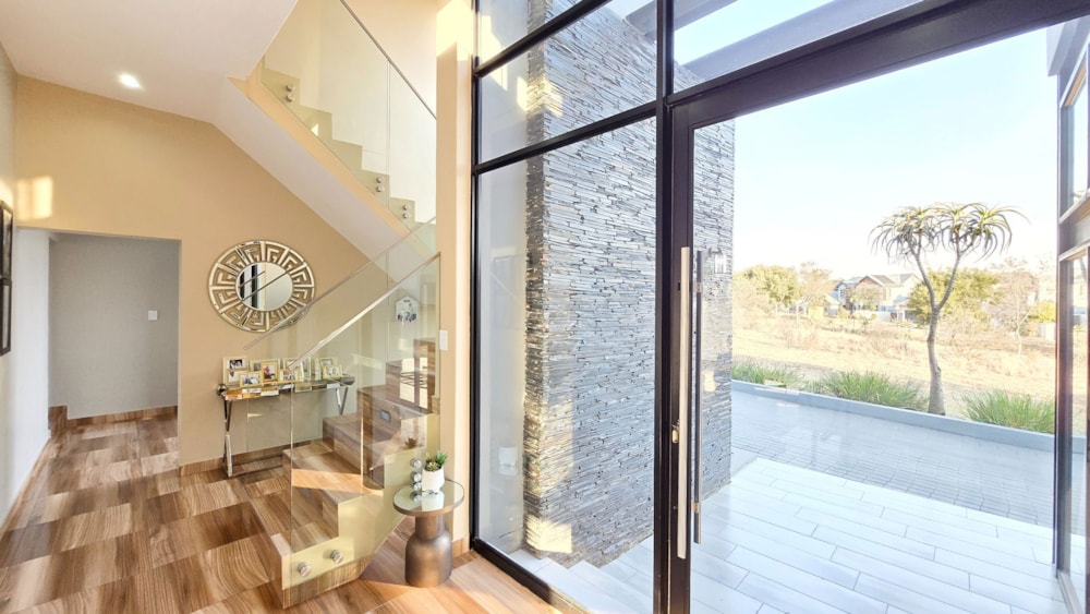 Double-storey house for sale in The Hills - PT1745224 Double-storey house for sale in The Hills - PT1745224
