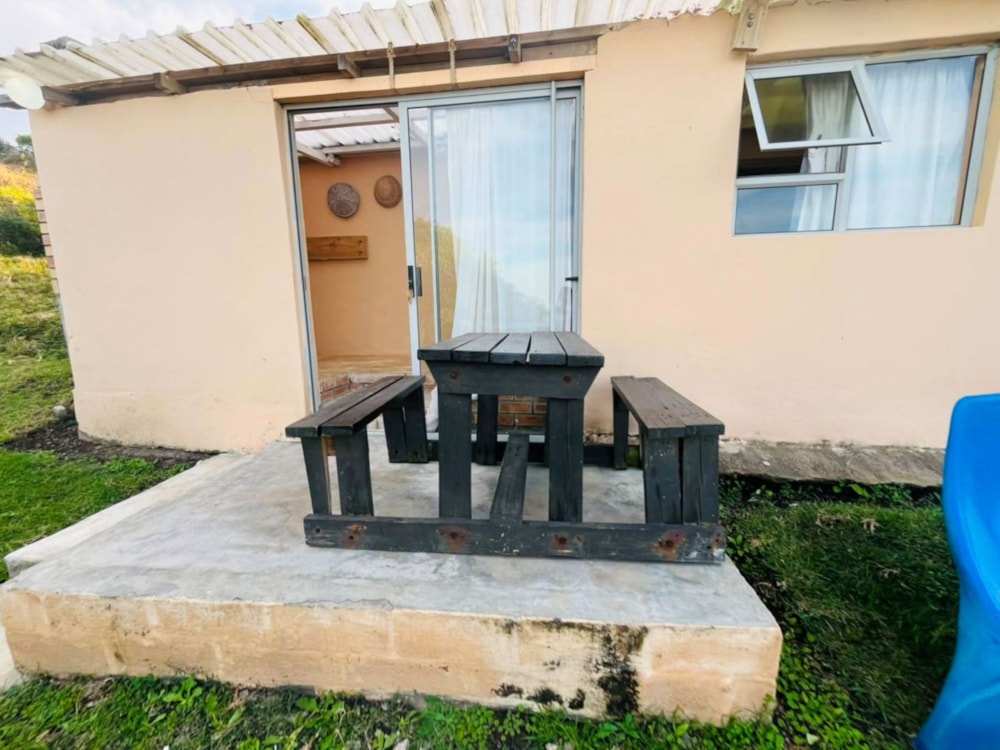 Guesthouse for sale in Coffee Bay - 1MH1746550 Guesthouse for sale in Coffee Bay - 1MH1746550
