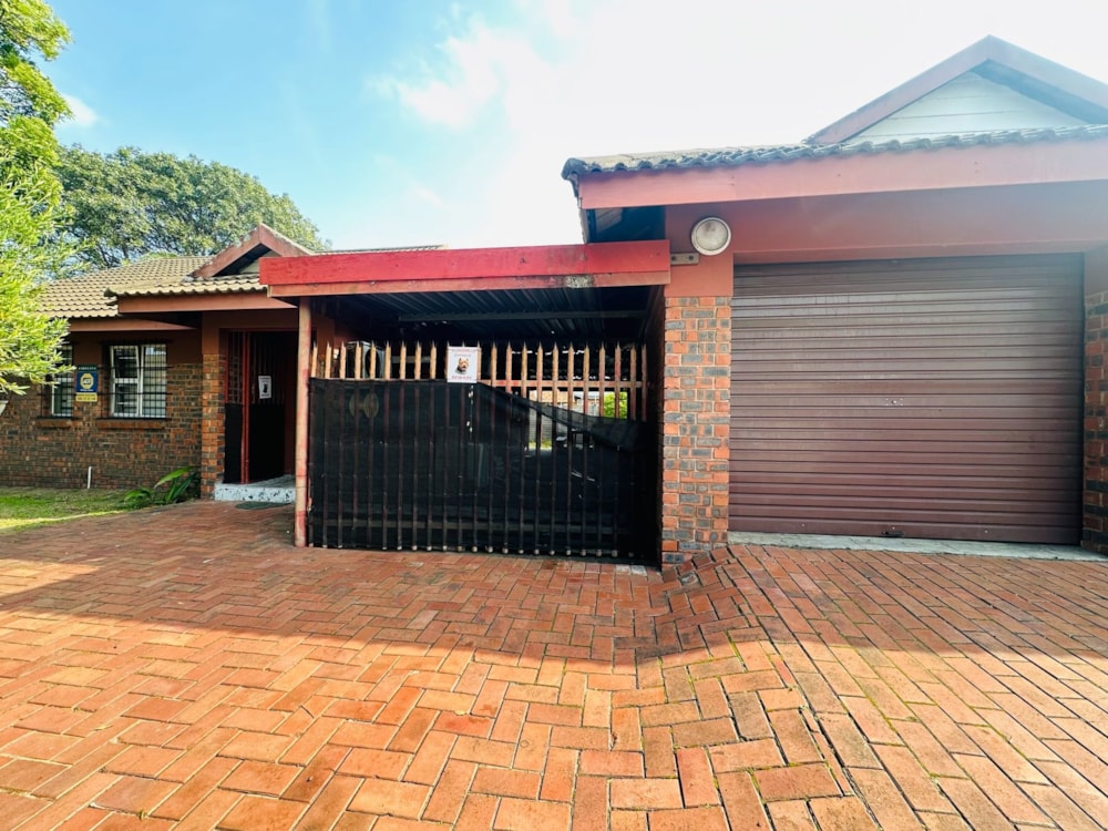 Single-storey cluster to rent in Birdswood - 1RY1746297 Single-storey cluster to rent in Birdswood - 1RY1746297