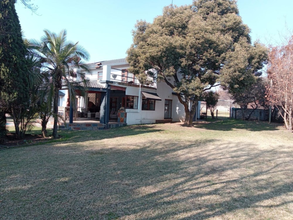 Double-storey house to rent in Witbank (eMalahleni) - 1WD1745303 Double-storey house to rent in Witbank (eMalahleni) - 1WD1745303