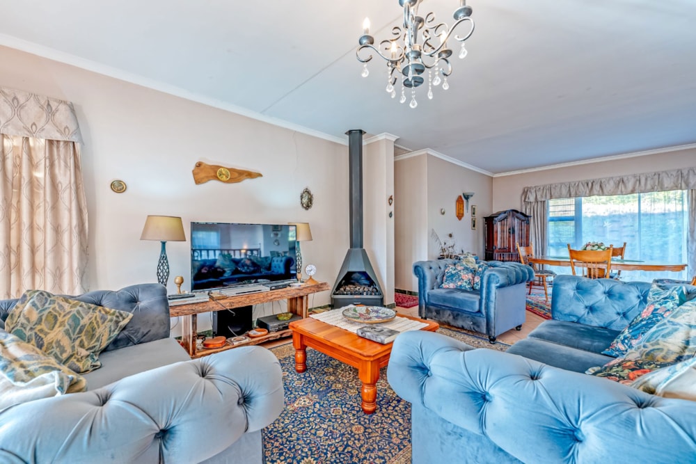 Townhouse for sale in Kloof - 1KF1741966 Townhouse for sale in Kloof - 1KF1741966