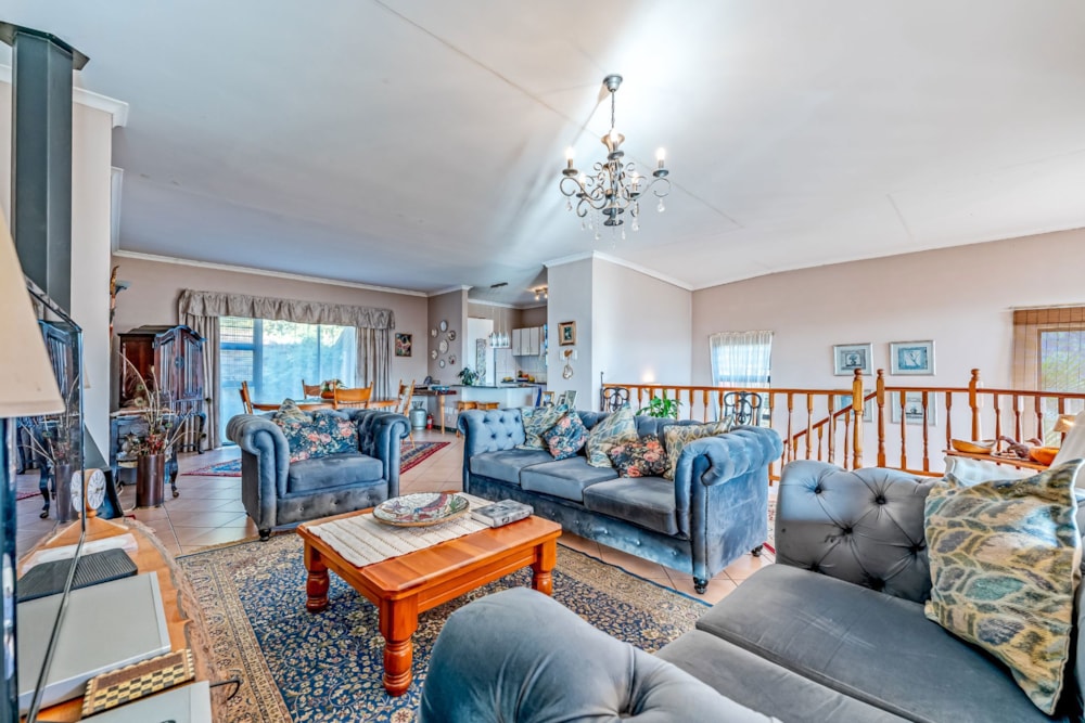Townhouse for sale in Kloof - 1KF1741966 Townhouse for sale in Kloof - 1KF1741966