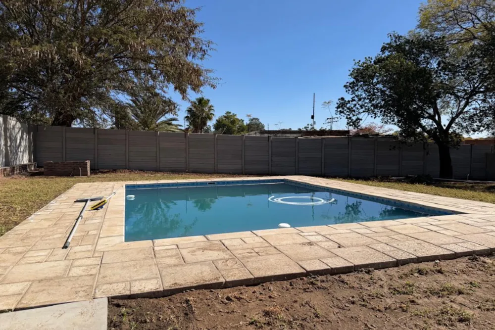 Townhouse for sale in Four Winds, Bulawayo, Zimbabwe - 3ZB1720982 Townhouse for sale in Four Winds, Bulawayo, Zimbabwe - 3ZB1720982