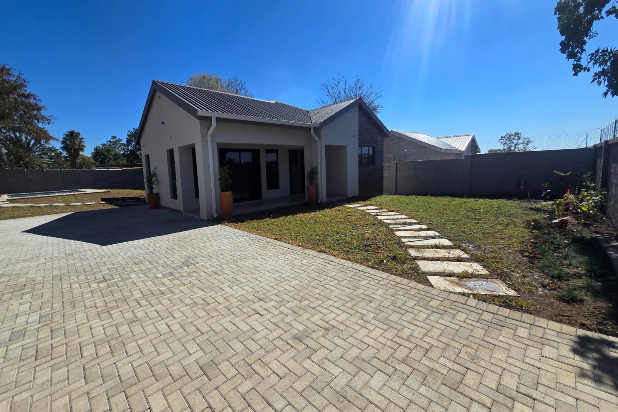 Townhouse for sale in Four Winds, Bulawayo, Zimbabwe - 3ZB1720982