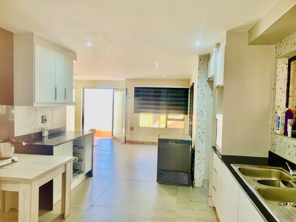 Double-storey house for sale in Simunye - 1KR1745587 Double-storey house for sale in Simunye - 1KR1745587