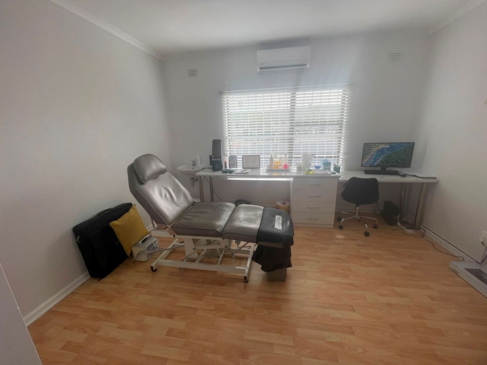 Commercial business to rent in Panorama, Parow - 1PLA1746803 Commercial business to rent in Panorama, Parow - 1PLA1746803