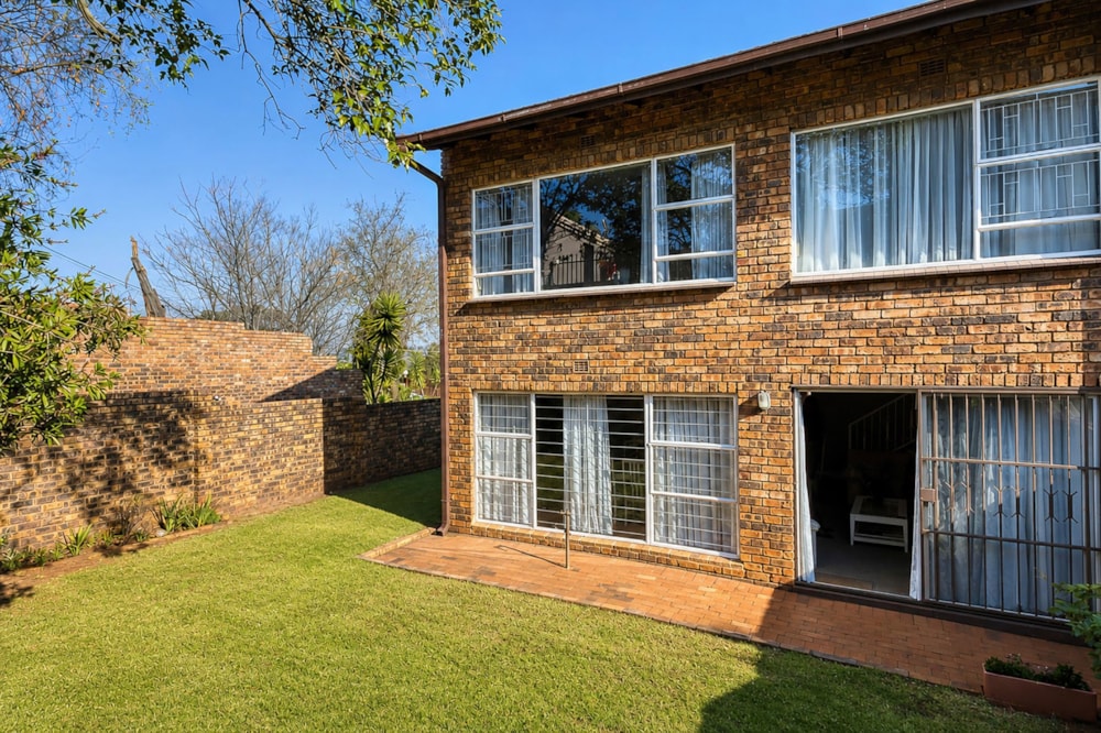 Townhouse for sale in Roodekrans - RAN1745491
