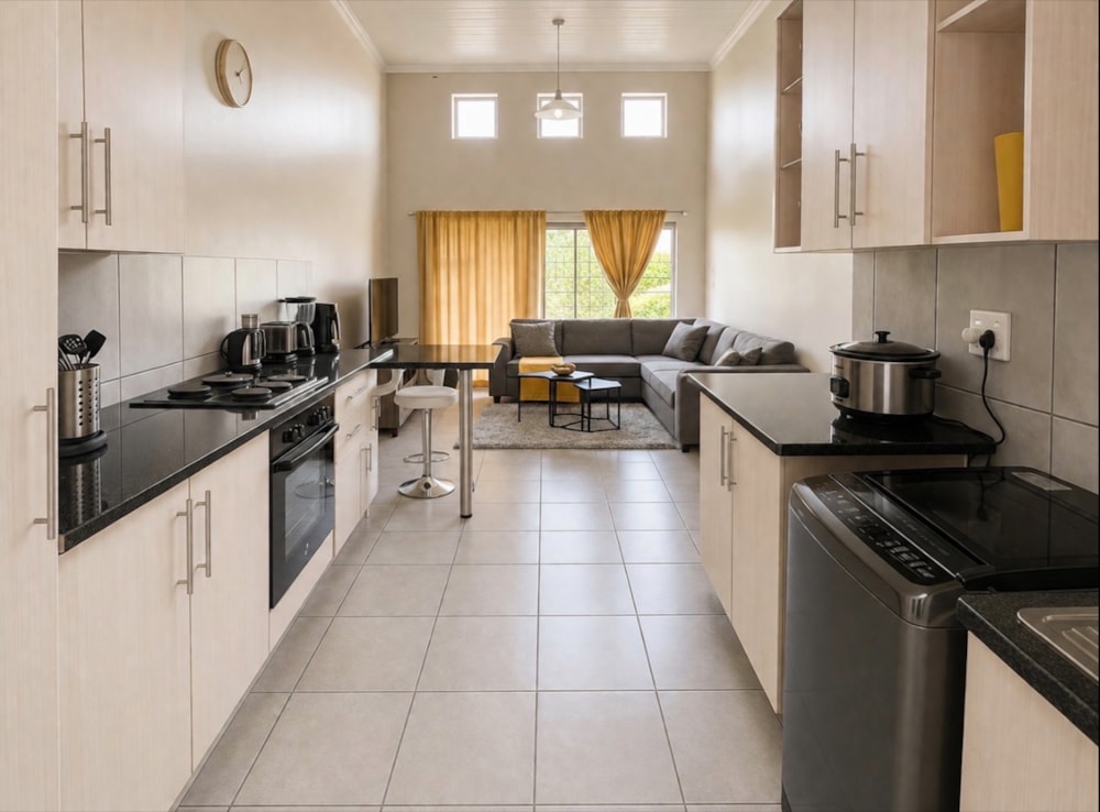 Apartment for sale in Waterval East - 1RU1734386 Apartment for sale in Waterval East - 1RU1734386