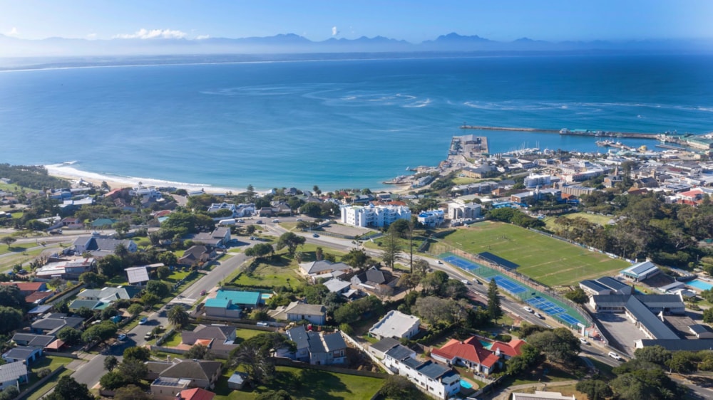 House for sale in Mossel Bay Central - 1MB1736480 House for sale in Mossel Bay Central - 1MB1736480