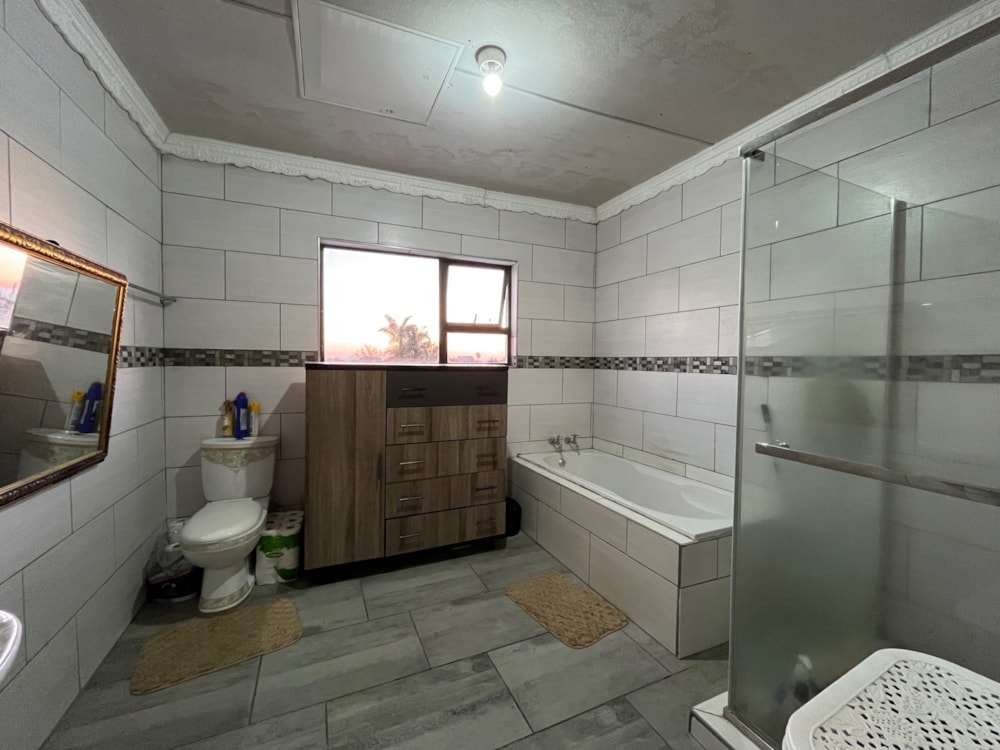 House for sale in Flora Park, Polokwane - 1PS1745066 House for sale in Flora Park, Polokwane - 1PS1745066