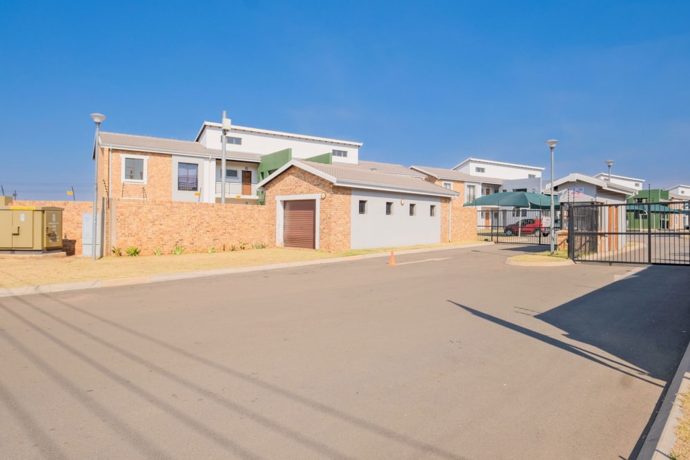 Apartment for sale in Protea Ridge - RDT1737630 Apartment for sale in Protea Ridge - RDT1737630