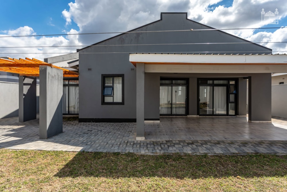 Cluster for sale in Greendale, Zimbabwe - 3ZB1737567
