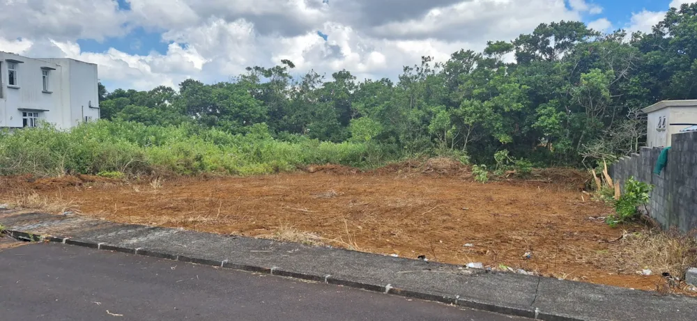 Residential vacant land for sale in Phoenix, Mauritius - MUR1738143