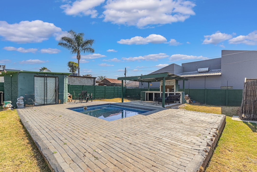 House for sale in Brenthurst - 1BJ1743733 House for sale in Brenthurst - 1BJ1743733
