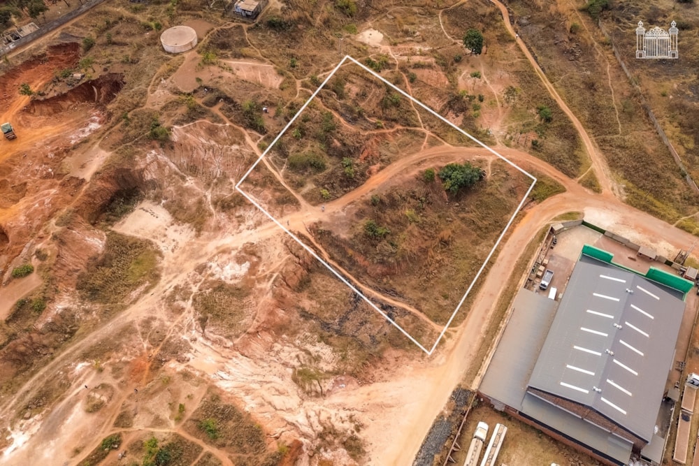 Commercial industrial property for sale in Aspindale Park, Zimbabwe - 3ZB1745562 Commercial industrial property for sale in Aspindale Park, Zimbabwe - 3ZB1745562