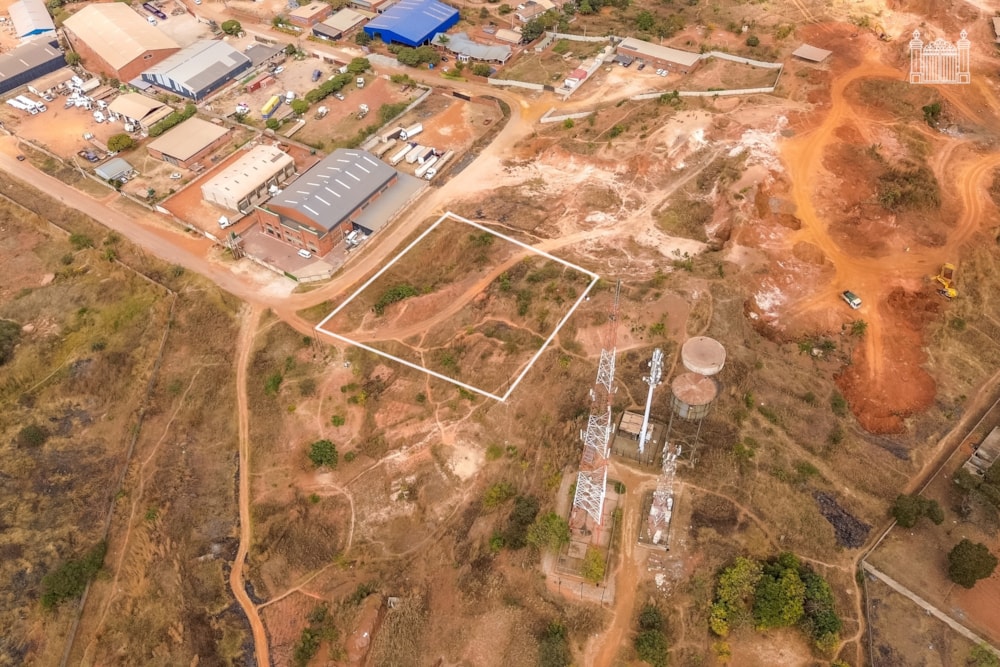 Commercial industrial property for sale in Aspindale Park, Zimbabwe - 3ZB1745562 Commercial industrial property for sale in Aspindale Park, Zimbabwe - 3ZB1745562