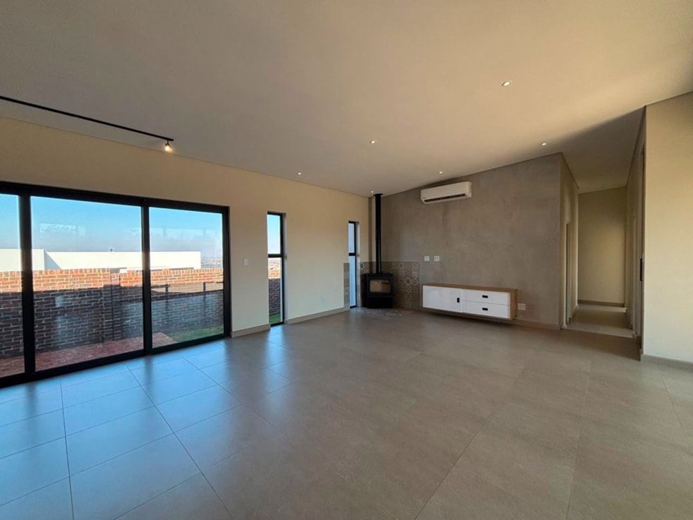 House for sale in Vyfhoek AH - 1PCH1746057 House for sale in Vyfhoek AH - 1PCH1746057