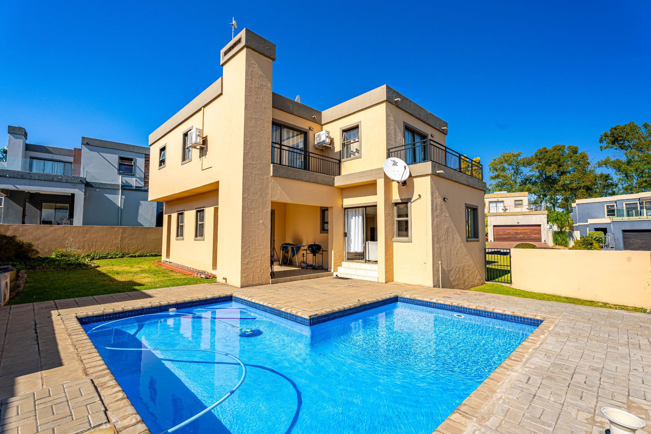 Double-storey house for sale in Kyalami Hills - MR1744371