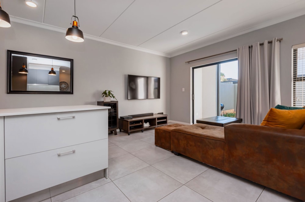 Apartment for sale in Ferndale, Randburg - RAN1745373