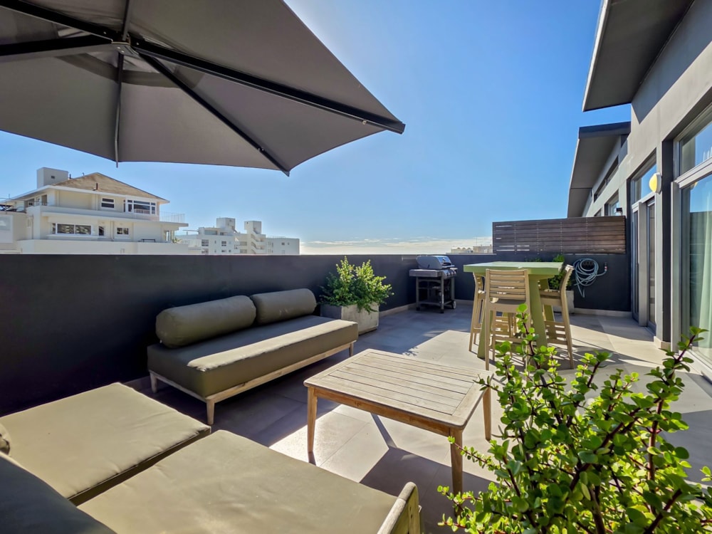 Penthouse apartment for sale in Sea Point - AS1744161 Penthouse apartment for sale in Sea Point - AS1744161