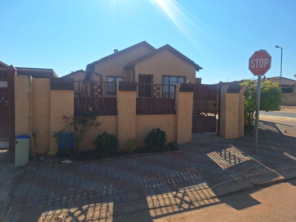 House for sale in Soshanguve East - PTM1743779 House for sale in Soshanguve East - PTM1743779