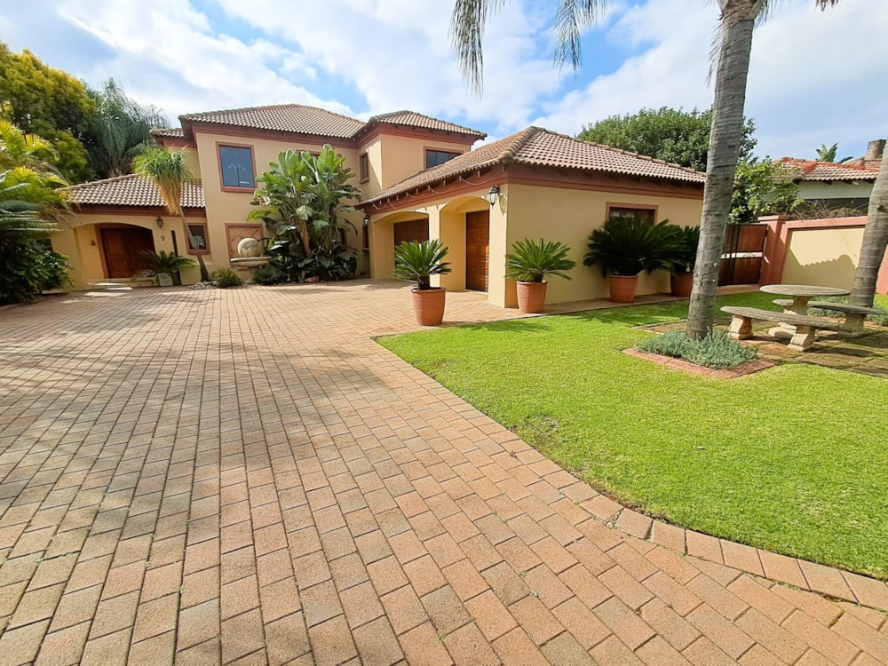 House for sale in Midstream Estate - CN1744125