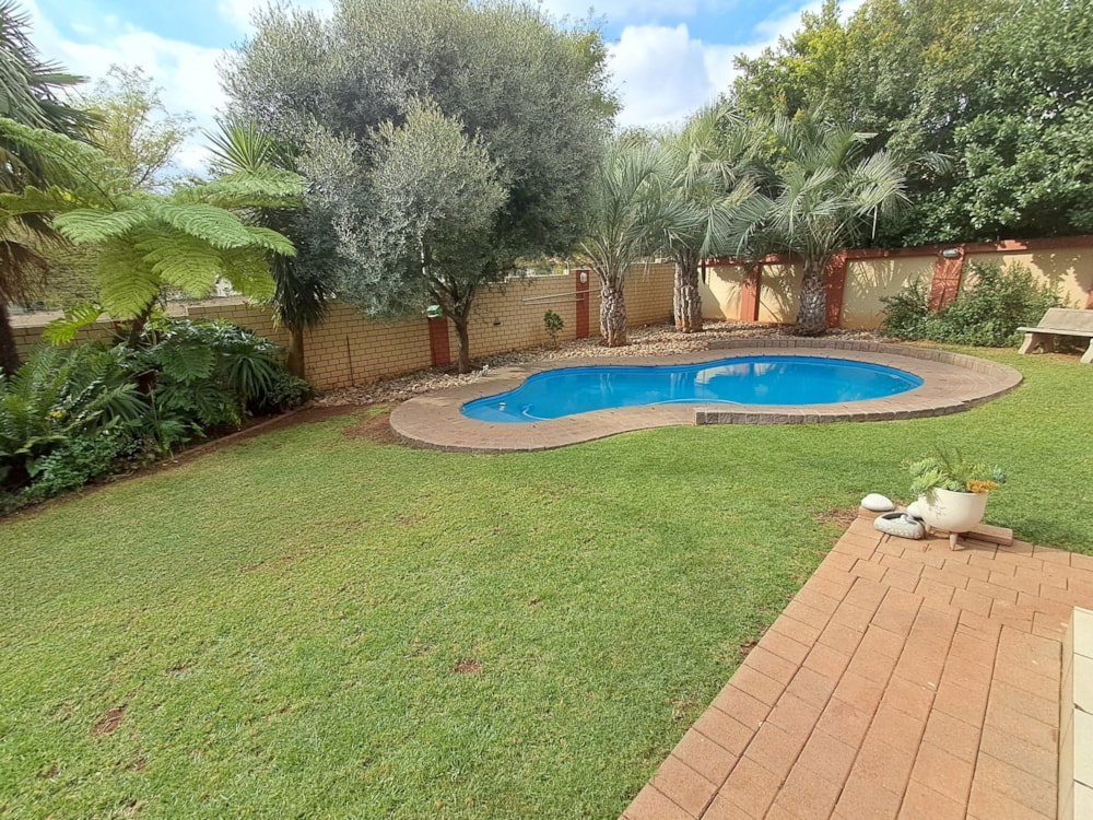 House for sale in Midstream Estate - CN1744125