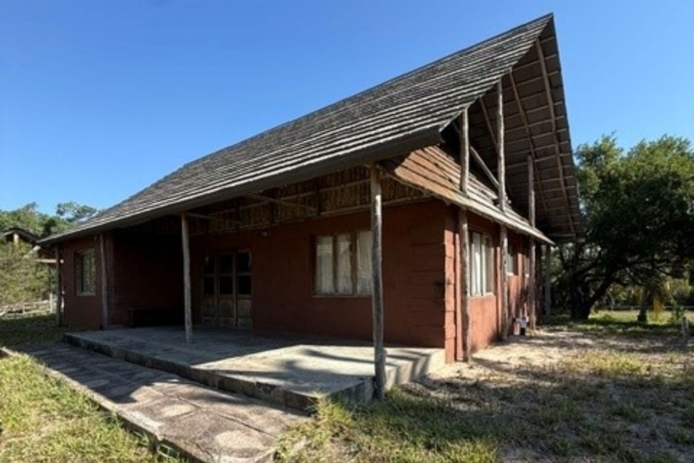 Beach bungalow for sale in Morrumbene, Mozambique - 3MQ1744368