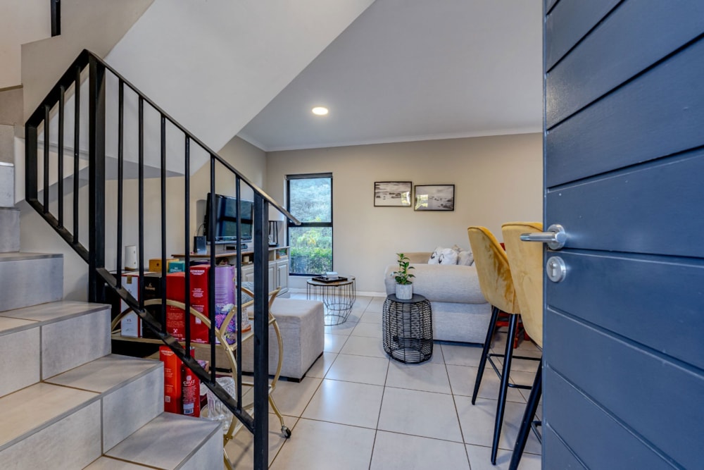 Apartment for sale in Waterfall, Upper Highway - 1KF1744577 Apartment for sale in Waterfall, Upper Highway - 1KF1744577