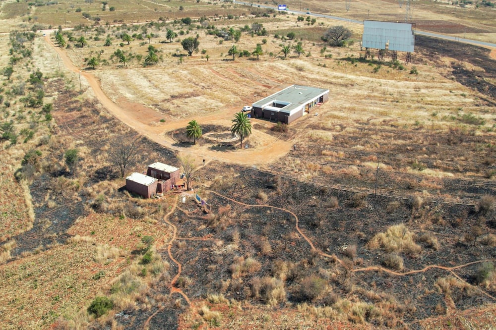 Commercial vacant land for sale in Killarney, Zimbabwe - 3ZB1744656 Commercial vacant land for sale in Killarney, Zimbabwe - 3ZB1744656
