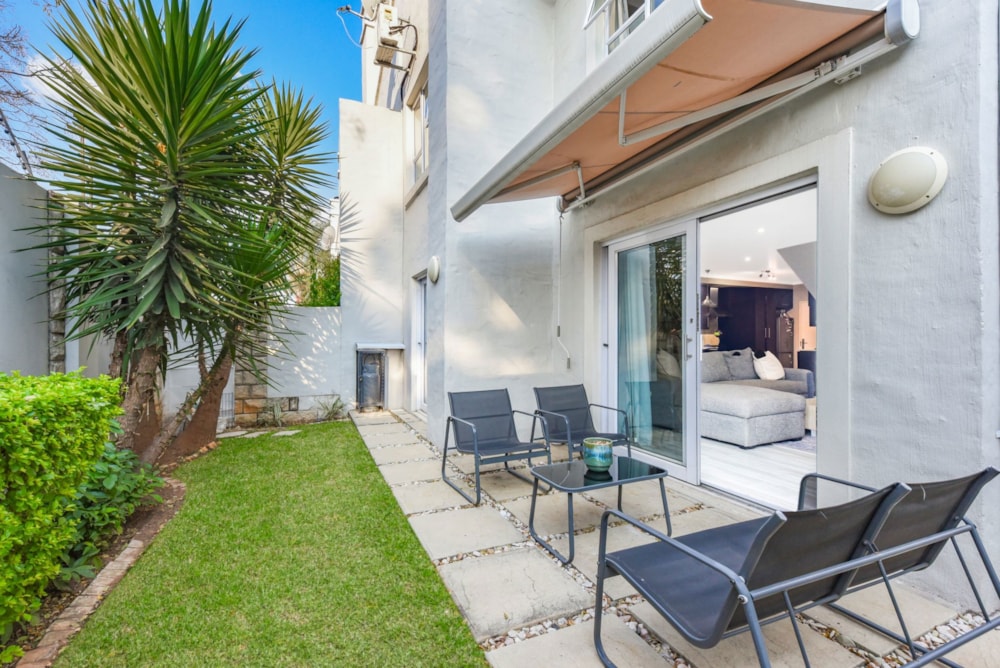 Townhouse for sale in Bryanston - HP1745436