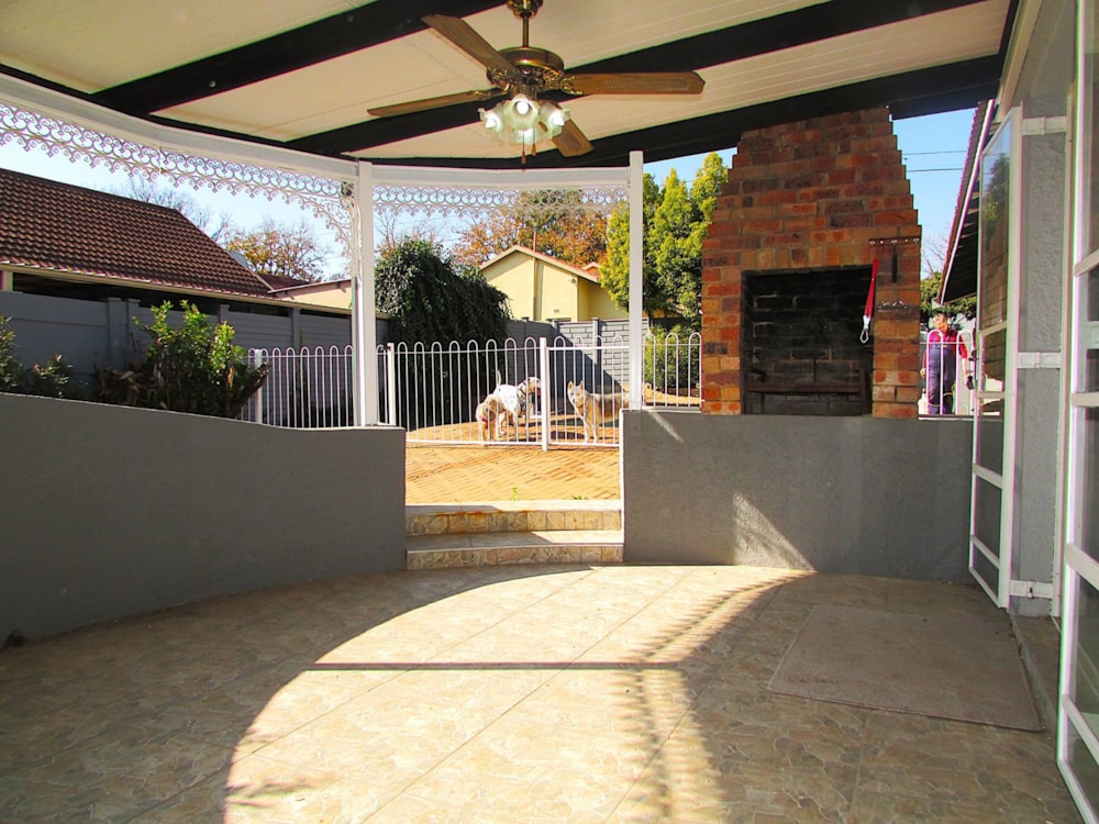 House for sale in Sasolburg Ext 10 - 1VT1744783 House for sale in Sasolburg Ext 10 - 1VT1744783