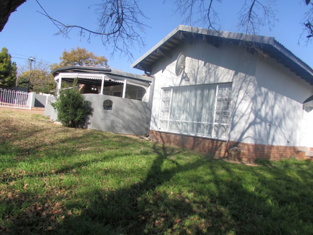 House for sale in Sasolburg Ext 10 - 1VT1744783 House for sale in Sasolburg Ext 10 - 1VT1744783