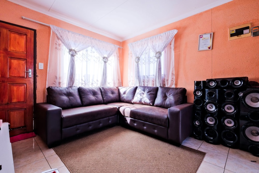 House for sale in Protea Glen - RDT1744930 House for sale in Protea Glen - RDT1744930