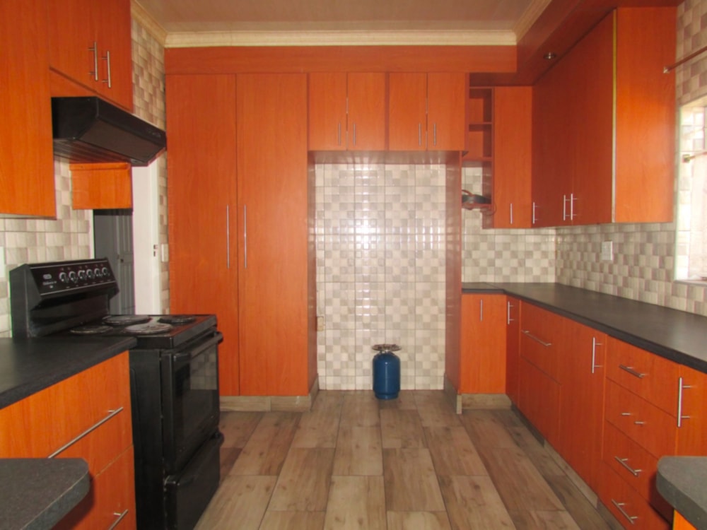 House for sale in Vanderbijlpark CW 3 - 1VT1744919